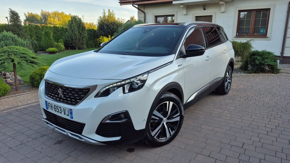 Peugeot 5008
