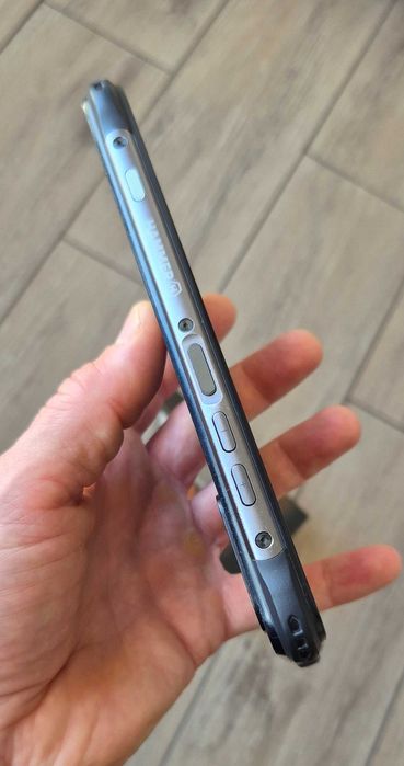 Smartfon Hammer Blade 4