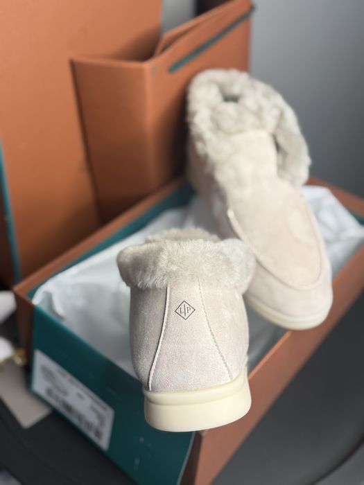 Лофери високі з хутром жіночі сірі бежеві лоро піана loro piana