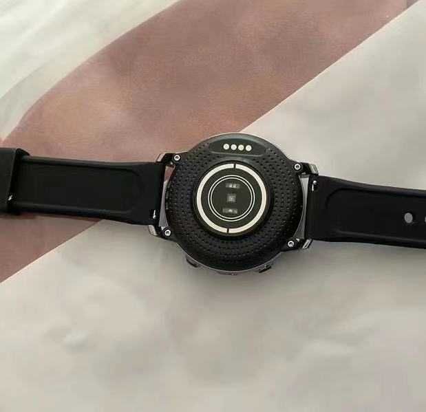 Smartwatch with Android OS64550224752386123