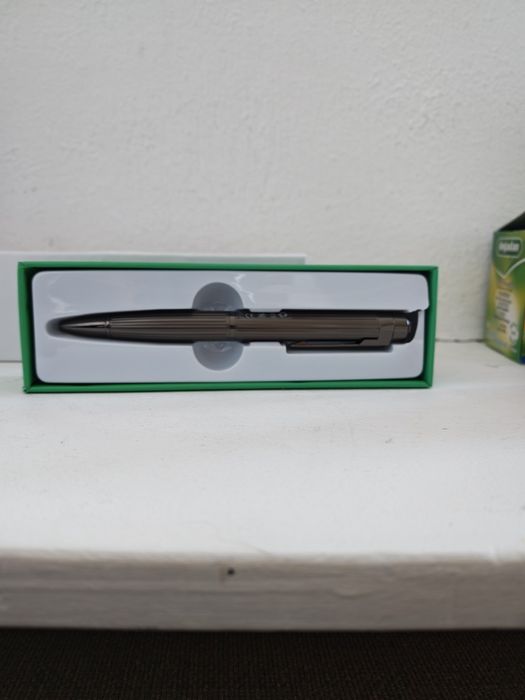 Шарикова ручка з камерою і диктофоном