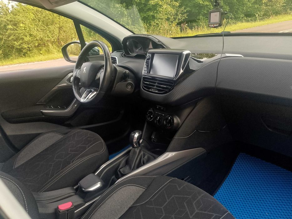 PEUGEOT 2008- 1,6 diesel