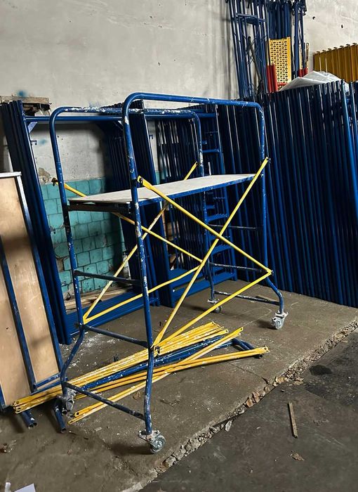 Підмостя пересувне (малярний столик) 1.7х0.7м – Стійке та Мобільне!