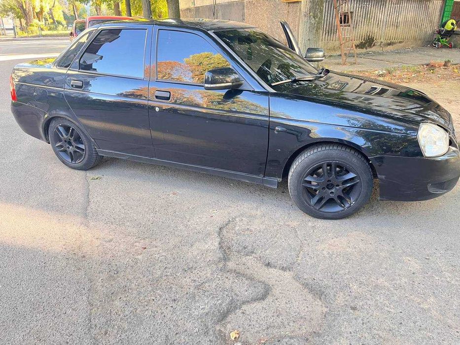Автомобіль Ваз 2170