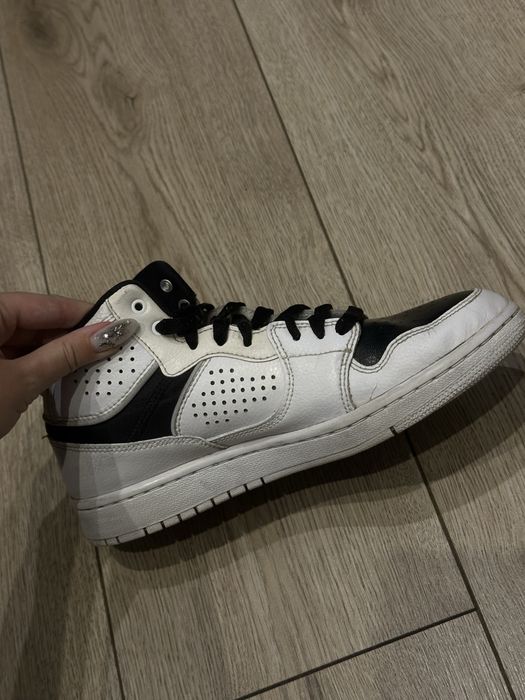 Кросівки жіночі Nike Air Jordan Jumpman
