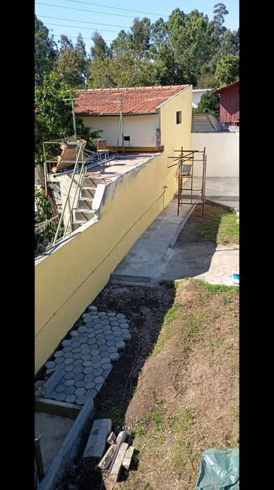 Andar de moradia T3 alugar , em Pedroso perto do LIDL de Avintes