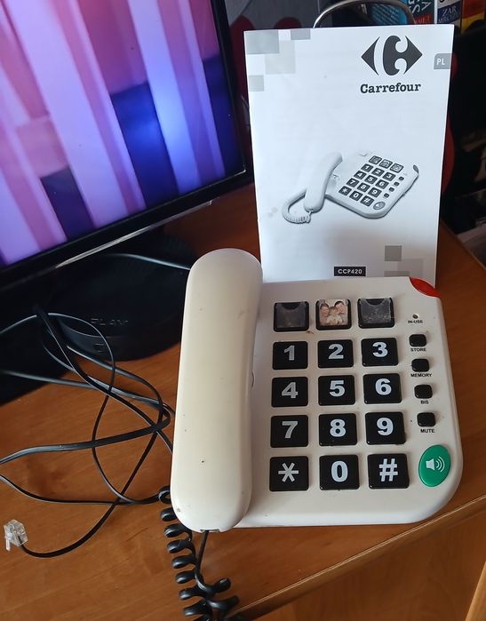 Telefon stacjonarny dla seniora