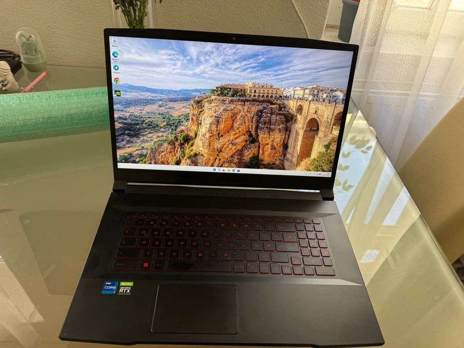 Ноутбук MSI Katana GF76 11UE 058 0017L1 058