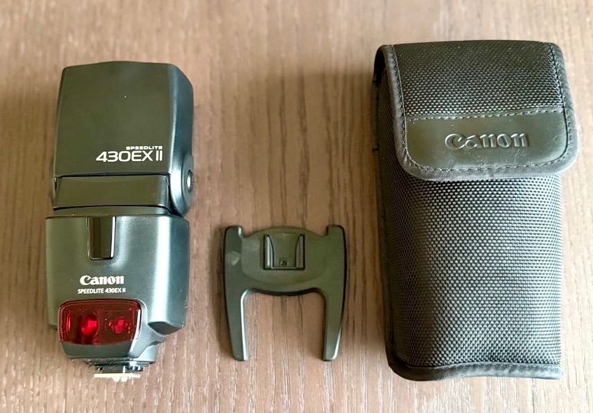 Вспишка Canon Speedlite 430EX II