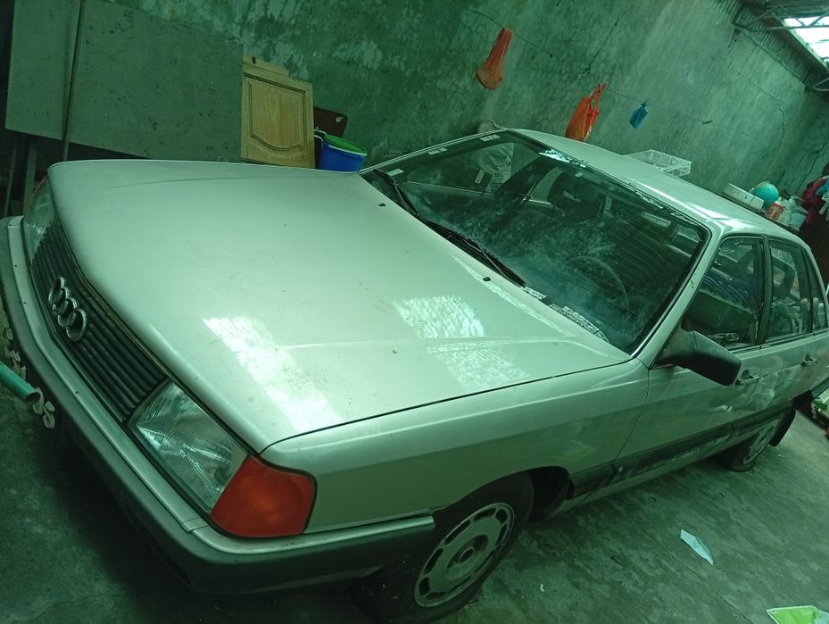 Vende-se Audi A100