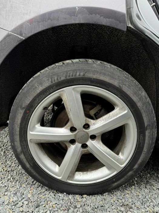 Диски з гумою колеса R19 5x112 8J ET39 Audi Q5 A4 A6