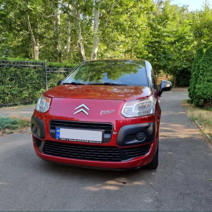 Citroen C3 Picasso 2011 рік (1,4)