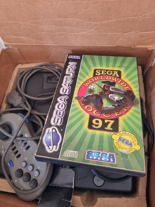 Consola sega saturn com jogo e comando 100% funcional