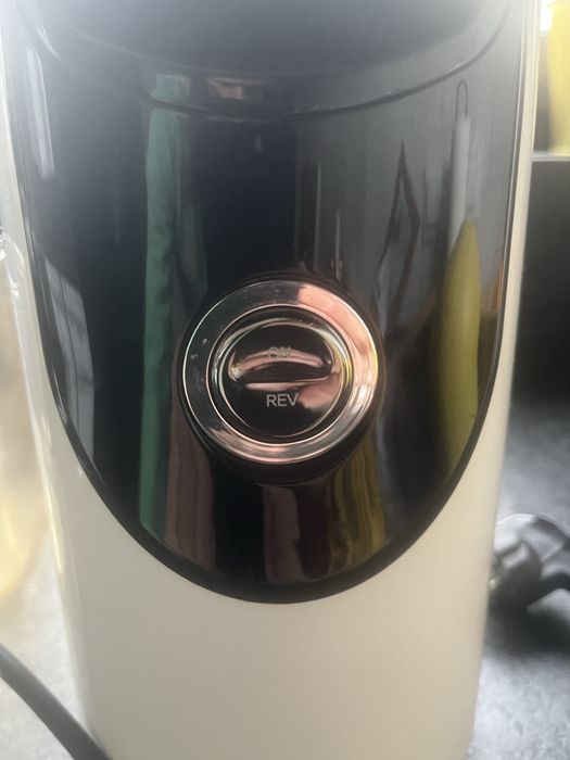 Wyciskarka hurom hh-wbe11