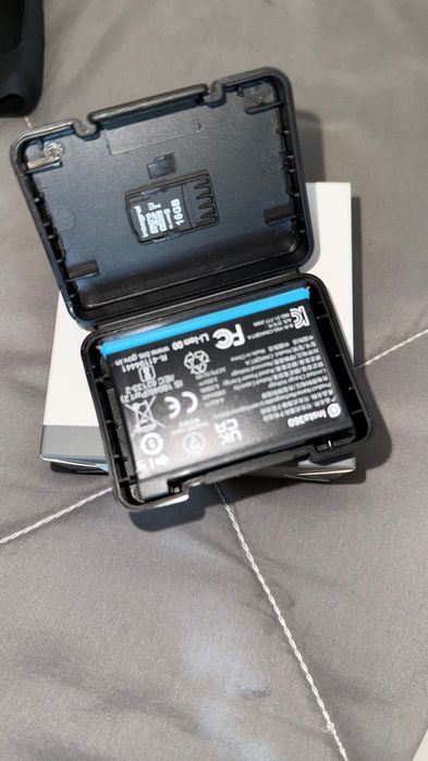 Câmera Insta360 X3 BATERIA EXTRA e acessórios