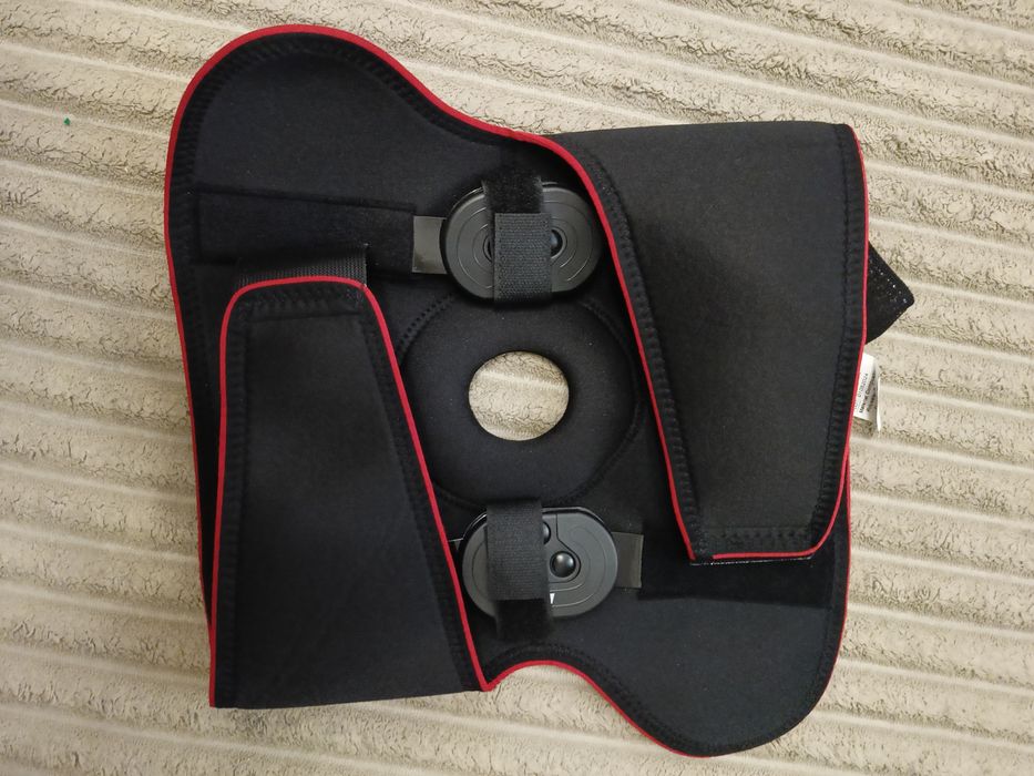 Продам Коленный бандаж с шарнирами