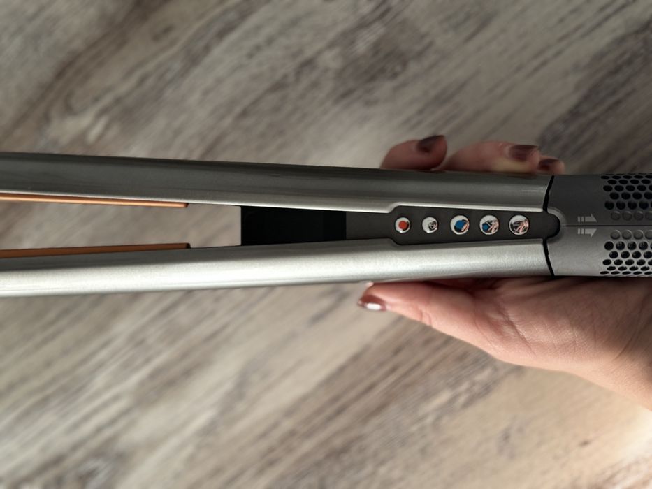 Вирівнювач волосся Dyson Airstrait