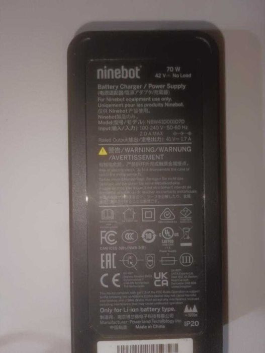 Carregador Ninebot 42V (70W) - PARA PEÇAS / AVARIADO