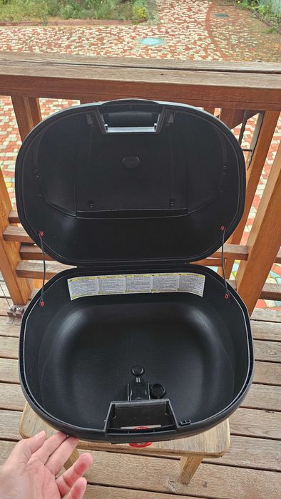 Кофр центральний GIVI E370 39l