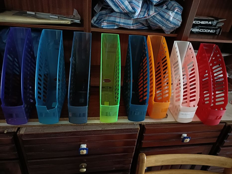 Conjunto de 8 separadores para livros