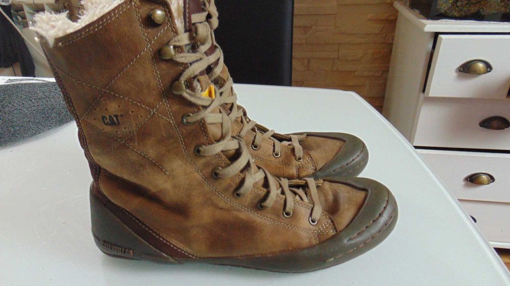 caterpillar roz uk7 eur 40 skóra ocieplane