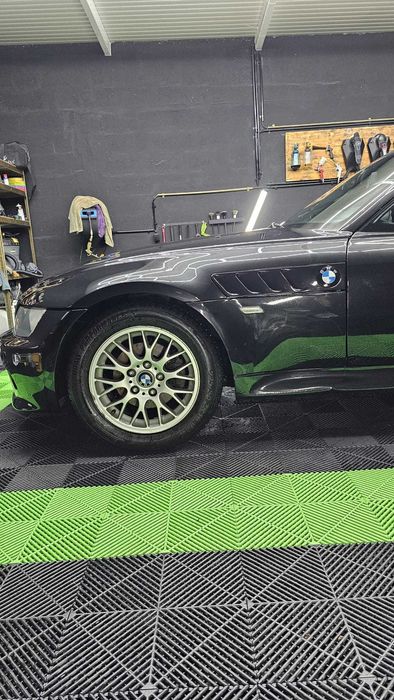 BMW Z3 1.9 de 1997 com 140cv