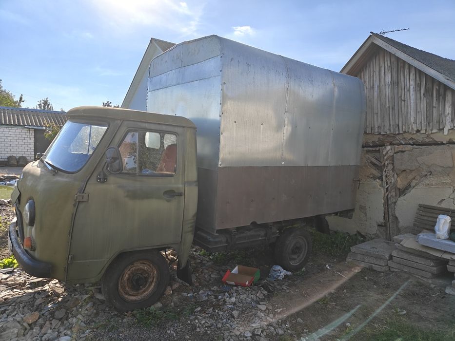 продам Уаз   452