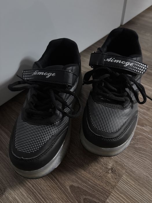 Buto rolki Papilio świecące