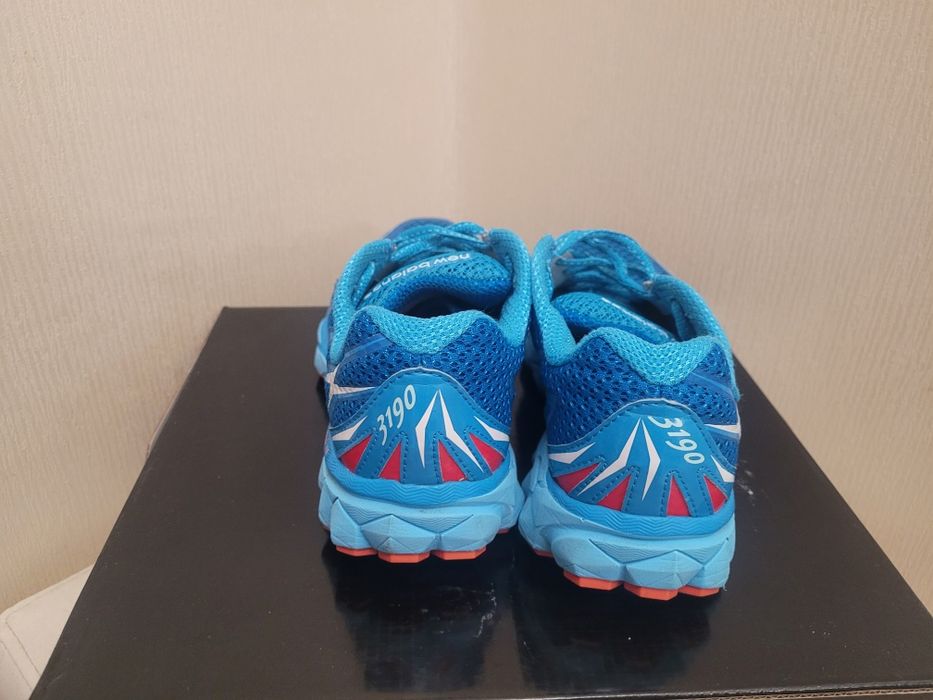 Кросівки New Balance 38 розмір