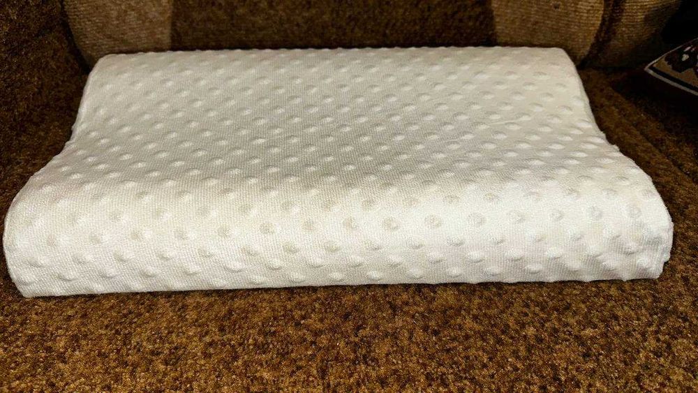 Подушка "Memory Pillow Latex Pillow"