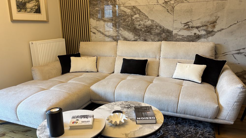 Sofa naroznikowa.