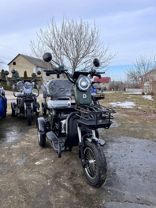 Трицикли на батереї ЛІТІЙ ЗАЛІЗО ФОСФАТ 1,5квт iDemo є доставка