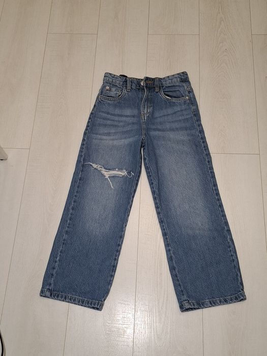 Стильні дитячі джинси  комфорт та сучасний