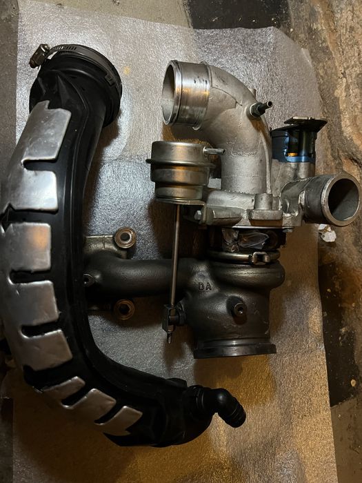 Ford Focus MK3 ST 2.0 Bezyna części silnika