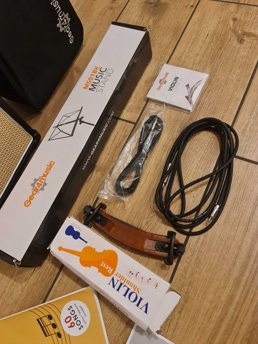 Skrzypce elektryczne Gear4Music  peĺen zestaw