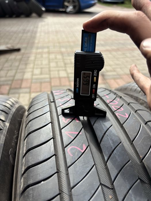 Komplet opon letnich Michelin 215/55/17 ( super stan)