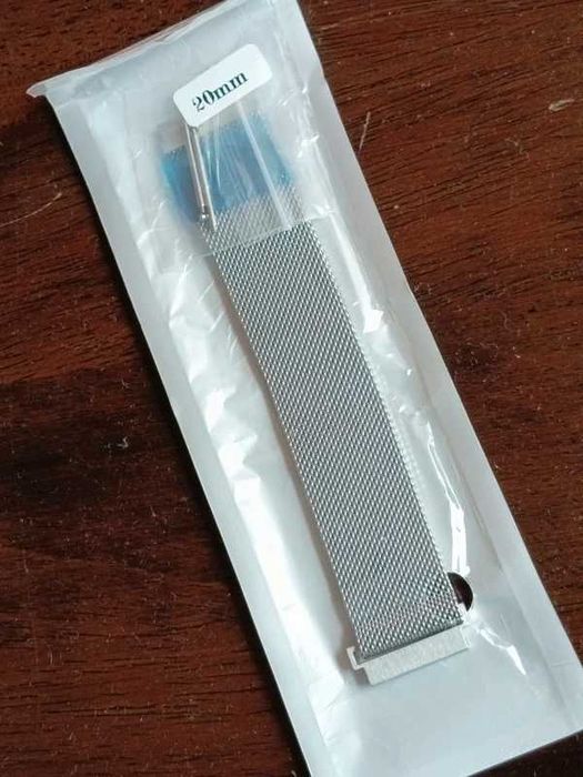Bransoleta magnetyczna szer. 20mm do zegarka lub smartwatcha. Nowa, nieużywana. Polecam!