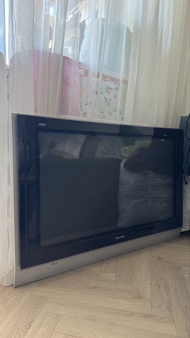 Телевізор Panasonic TH-42PA30