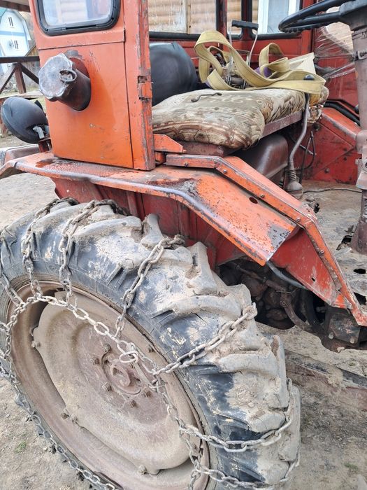 Продам трактор Т16М