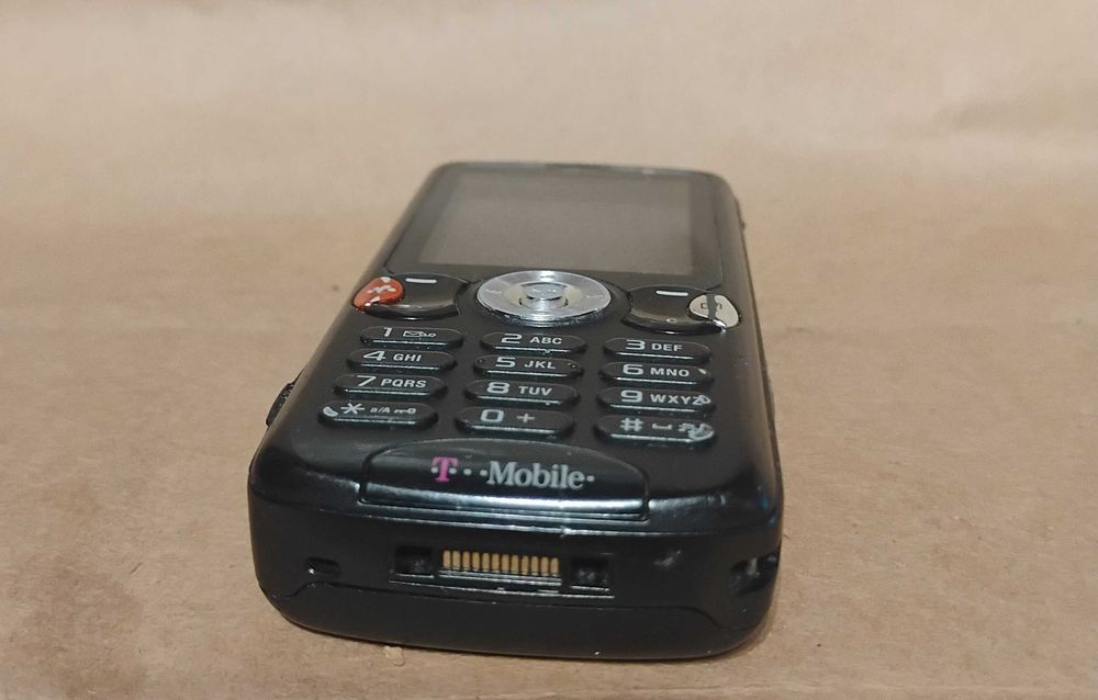 Sony Ericsson   Walkman W 810i bez simlock  + ładowarka
