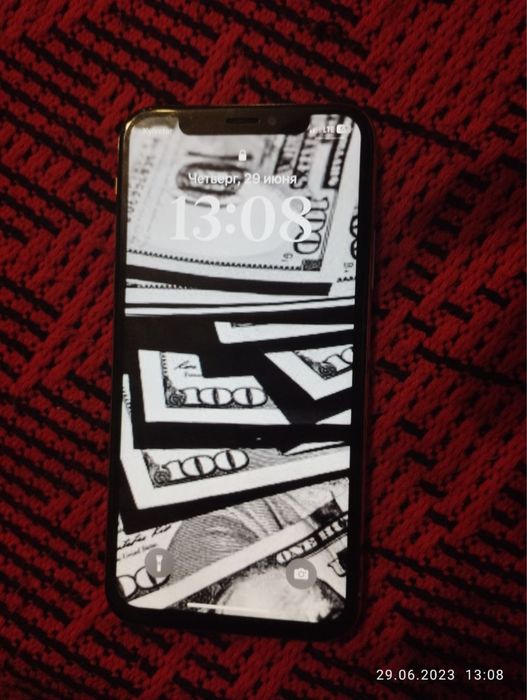 iPhone Xs в гарному стані