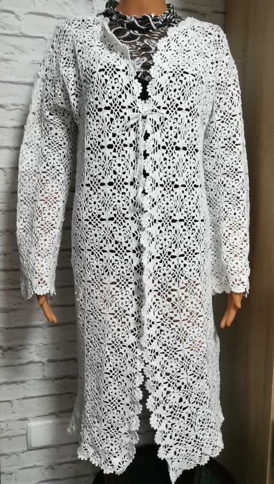 Кардиган вязаный крючком, ручная работа.