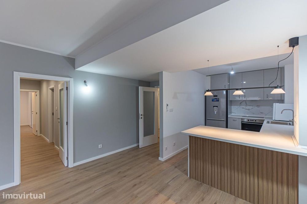Apartamento T3 renovado | Bonfim, Porto | 105 m2 — Bonfim, Porto