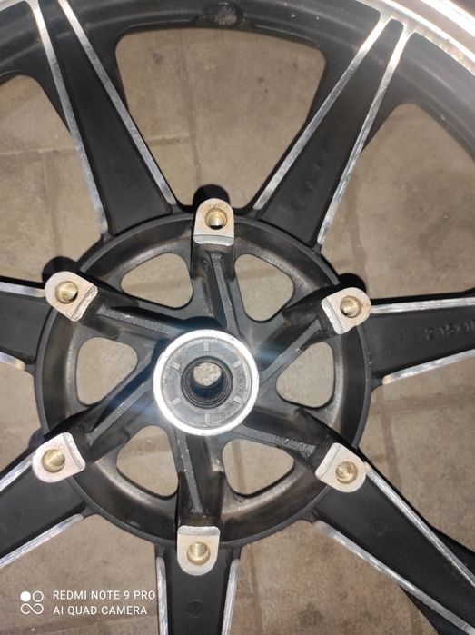 Колесо мотоцикла Иж на 18