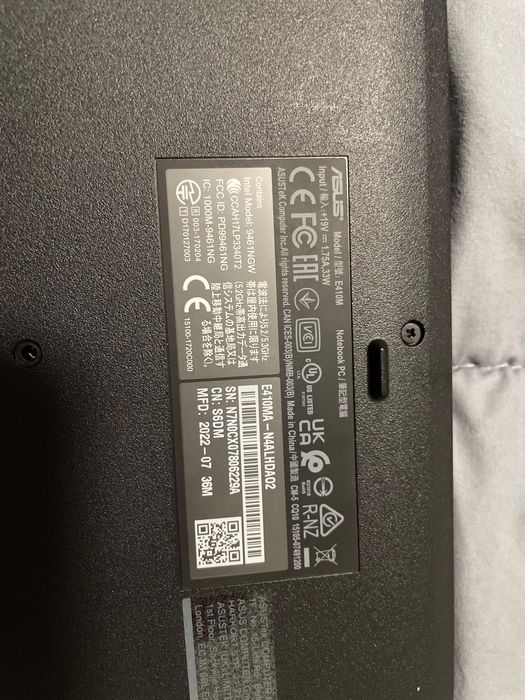 Laptop459132810204303362
