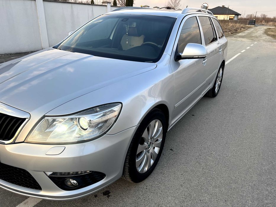 Skoda Octavia 2010 VIN TMBUH61Z8B2056978 фото оголошення 2 з 24