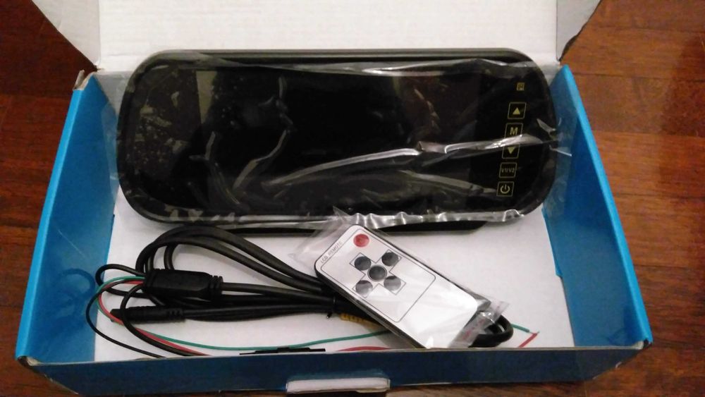 Espelho com ecrã 7' | Entrada video RCA