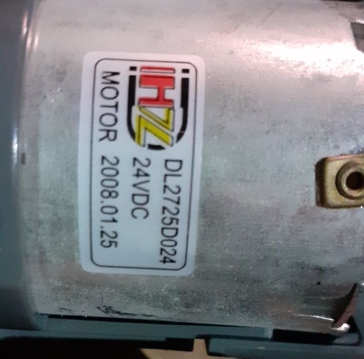 Motores de 6 vols e de 24 volts Dc