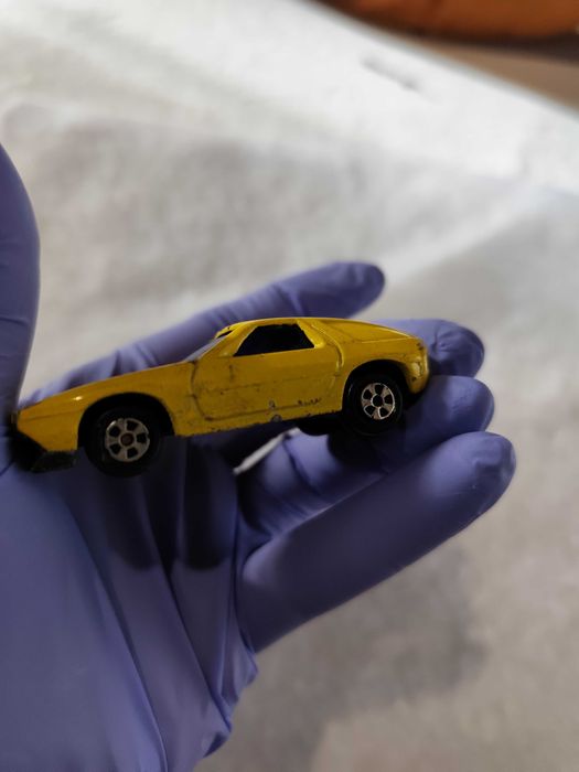 Carro coleção Porsche 928 Cobra Snake Yellow