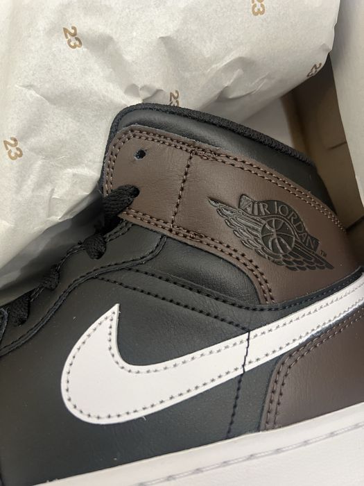 Air Jordan 1 Mid